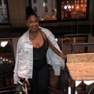 Meet your Posher, Alexus